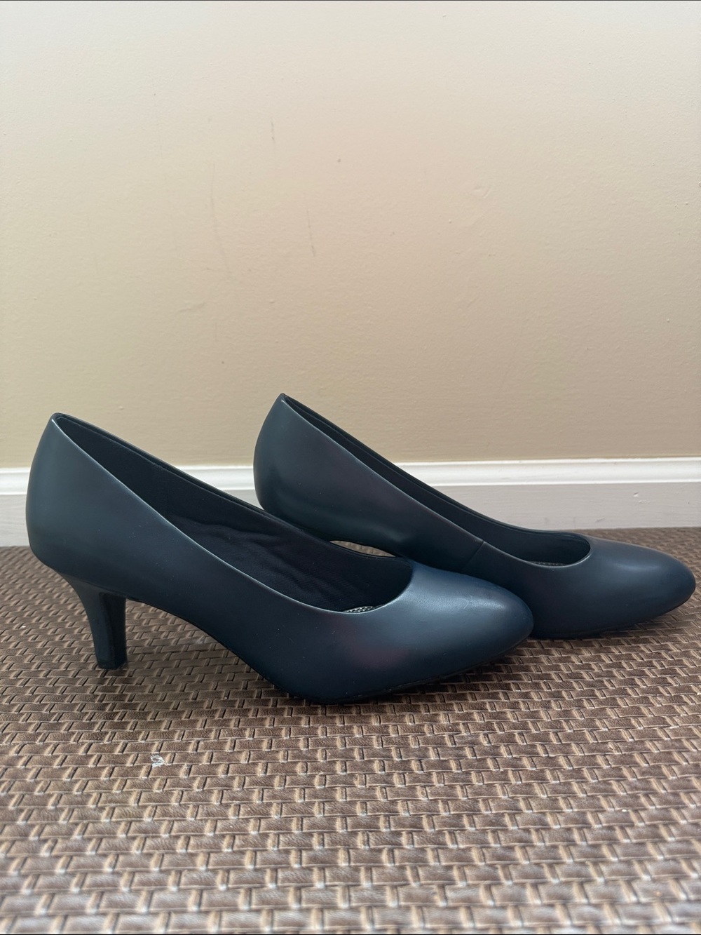 Life Stride Navy Blue Mid Heel Court Shoe - Picture 2 of 6